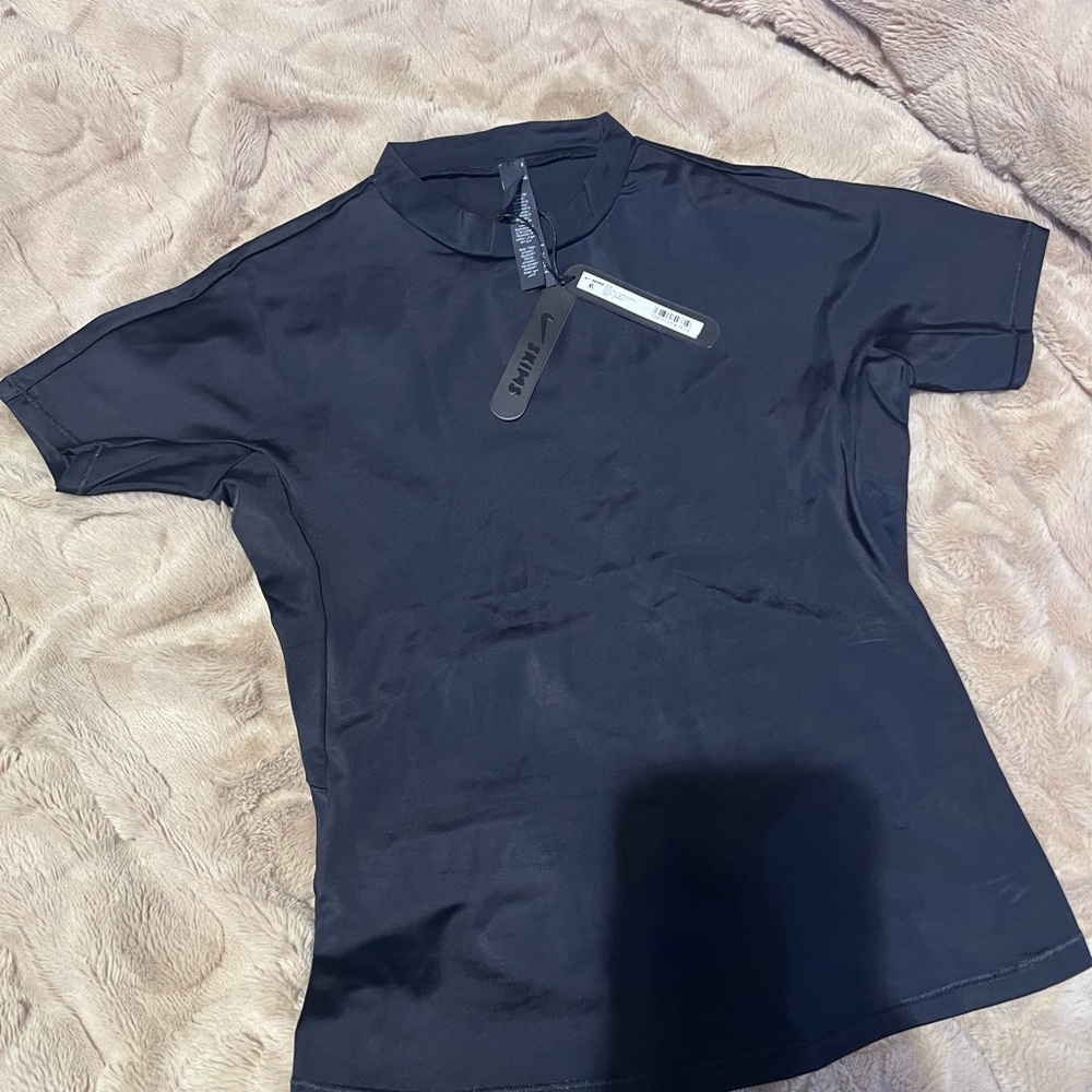 SKIMS nike women Tee